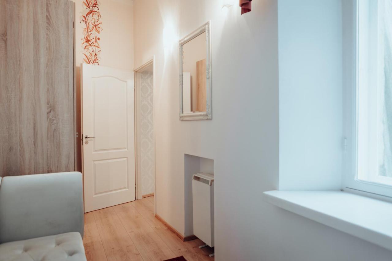Dream Stay - Spacious 1-Bedroom Apartment In The Old Town Tallinn Exteriör bild